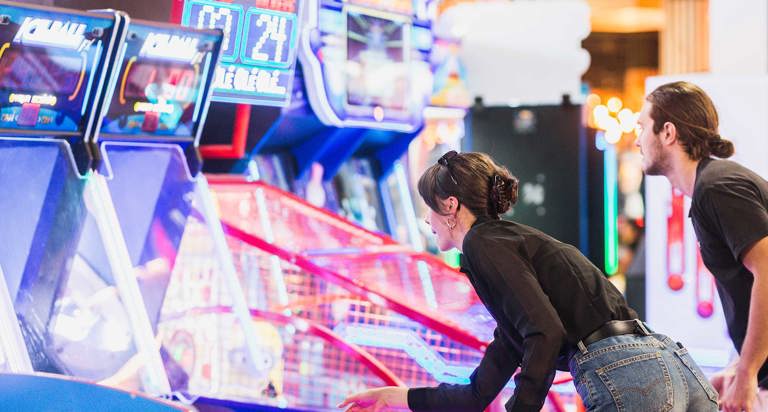 KINGPIN'S ARCADE GAMES KINGPIN'S ARCADE GAMES